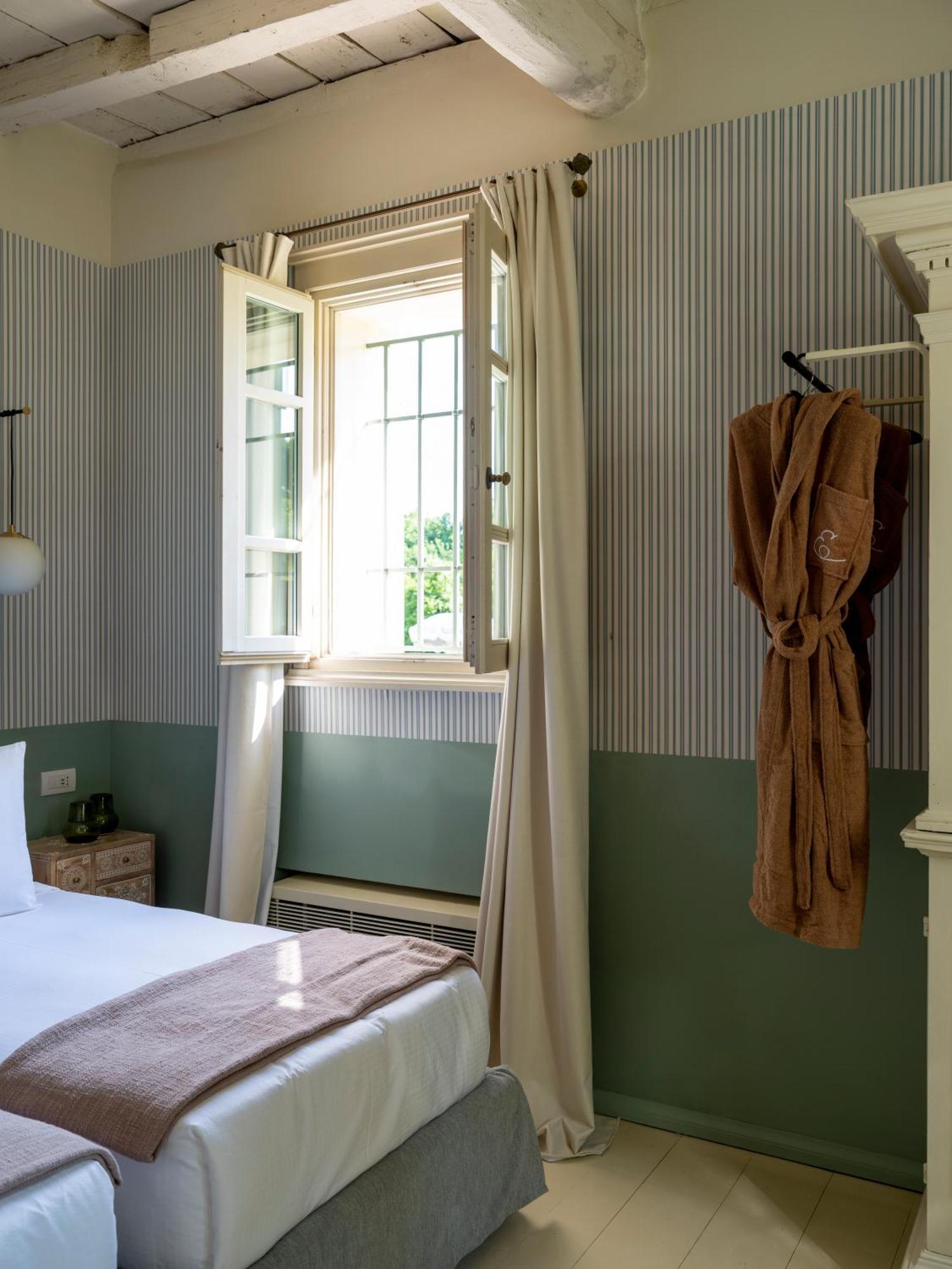 Elizabeth Country House, A Member Of Design Hotels Minerbio Екстериор снимка