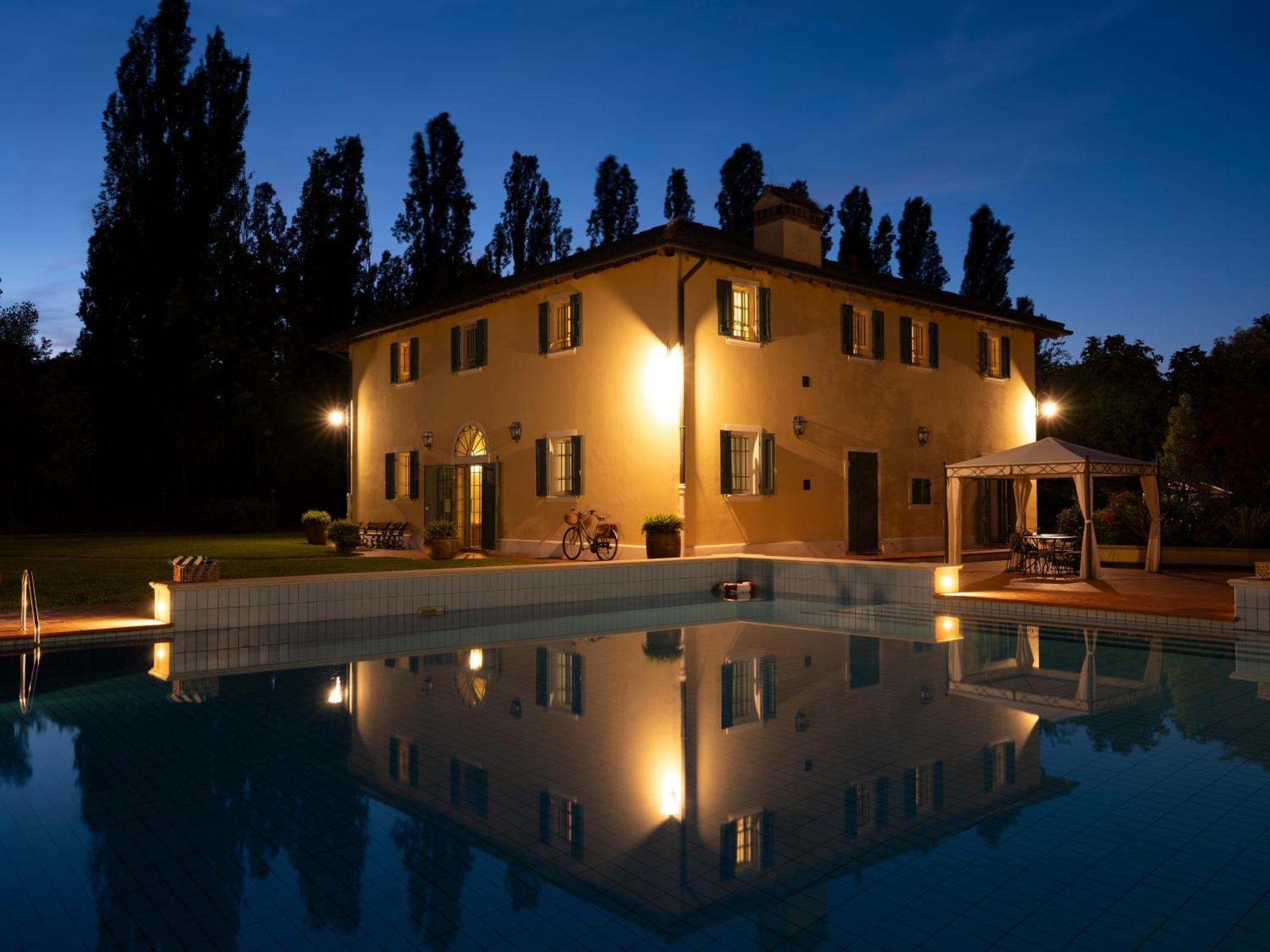 Elizabeth Country House, A Member Of Design Hotels Minerbio Екстериор снимка