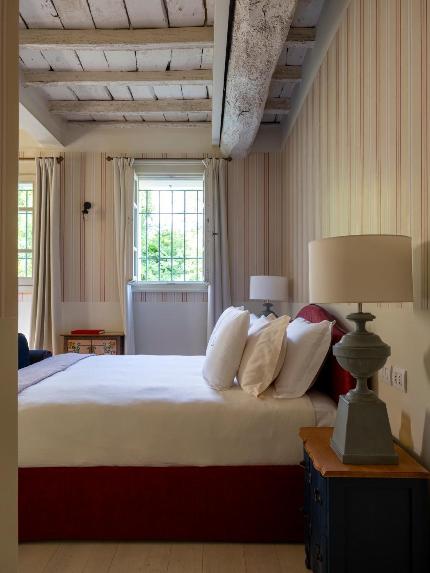 Elizabeth Country House, A Member Of Design Hotels Minerbio Екстериор снимка